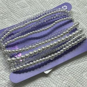 NWT Claire’s faux pearls bracelet with extension BOX2